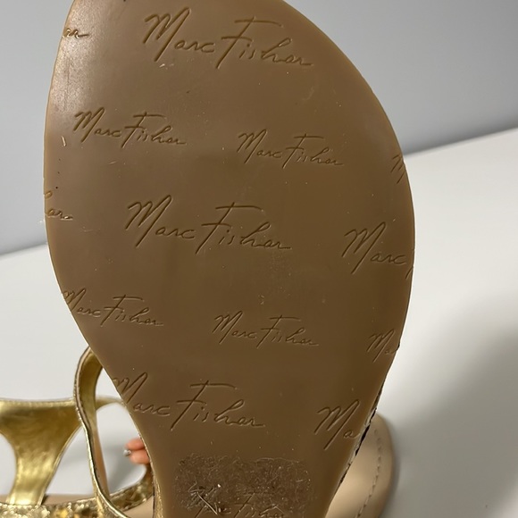 Marc Fisher Gold Wedge Sandal 7.5 - Picture 6 of 7